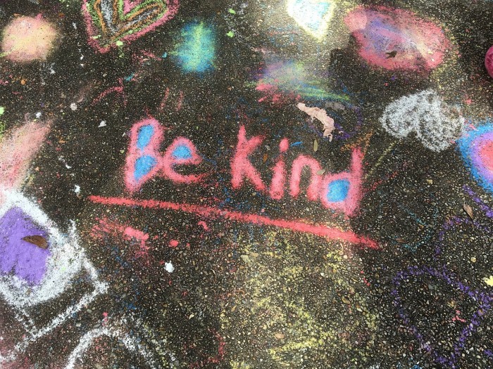 10 Inspirational Kindness Quotes to Brighten Your Day