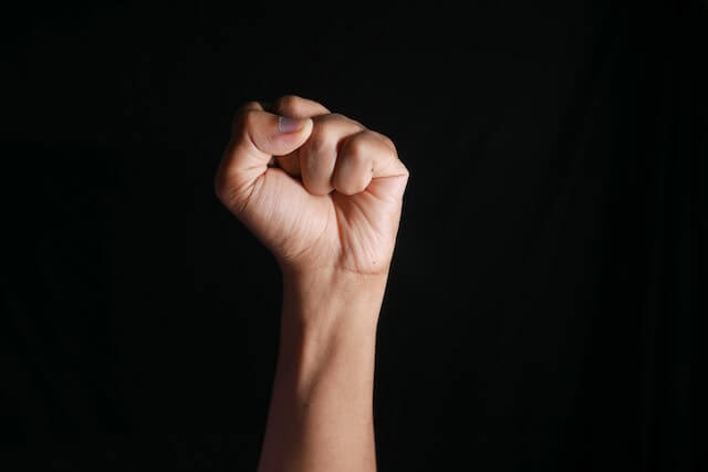 Motivational Metaphors: Exploring Quotes as Catalysts for Goal Achievement