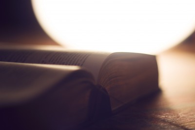 10 Inspirational Quotes to Brighten Your Day